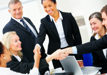 How to Win Friends and Influence People      by Dale Carnegie